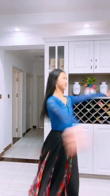 小美女跳舞系列4912