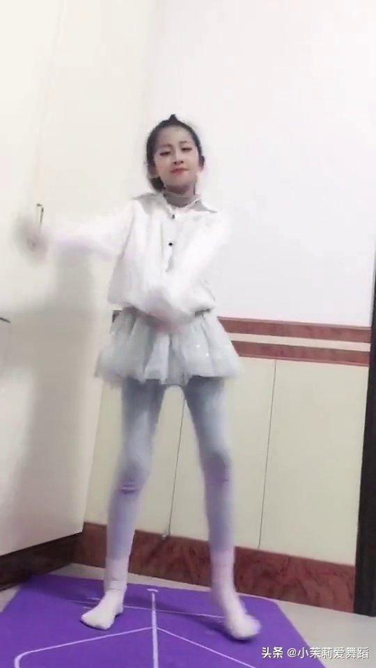 小美女跳舞系列5274