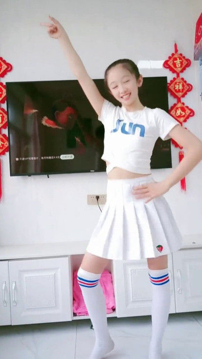 小美女跳舞系列6672