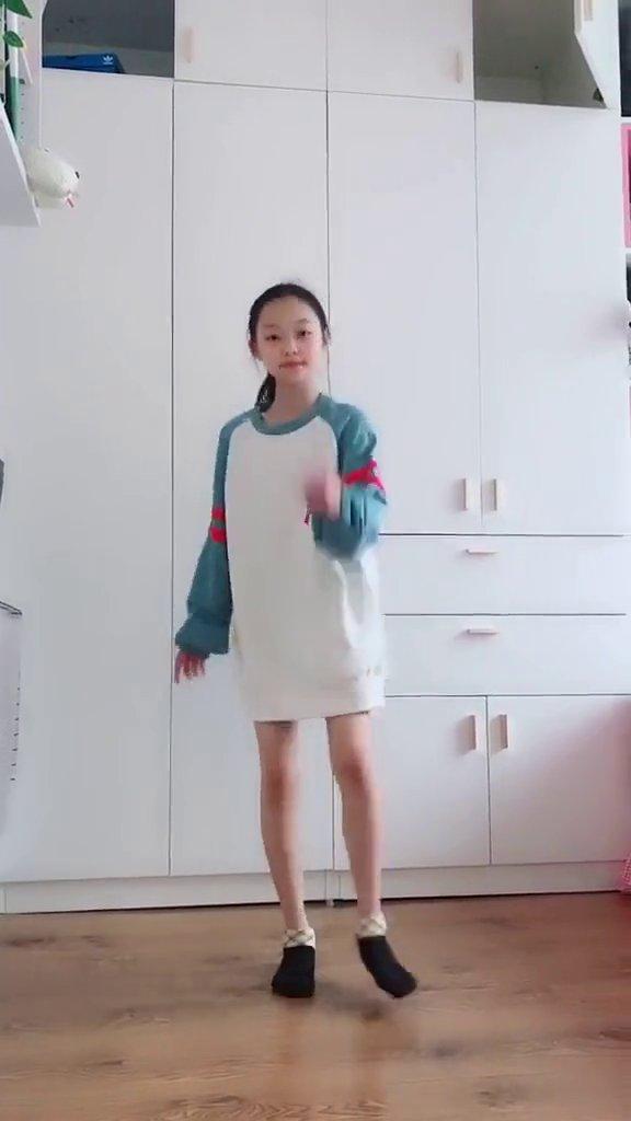 小美女跳舞系列4852