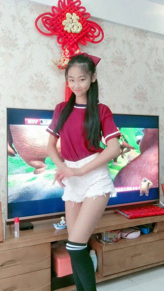 小美女跳舞系列3226