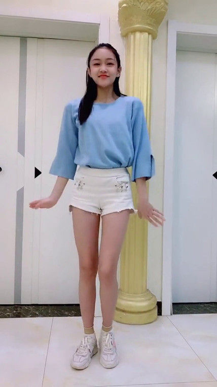 小美女跳舞系列9854