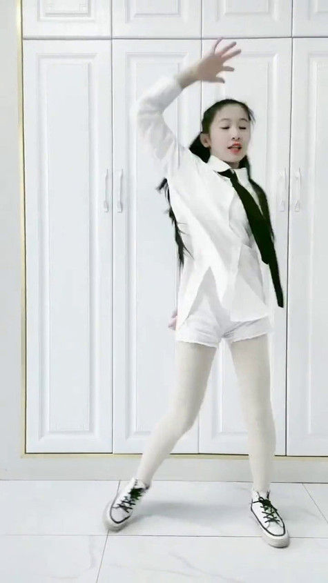 小美女跳舞系列5338