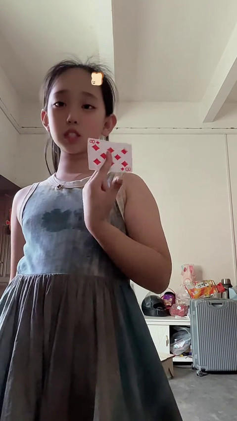 什么臭男人拿过的东西！我不要了