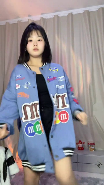 #续航灭霸 #挥手变装