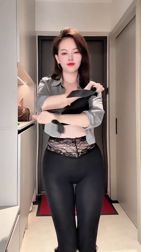 少妇，黑丝，慢摇
