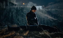 网剧《命悬一生》，徐庆利为情所困，一步走错步步错